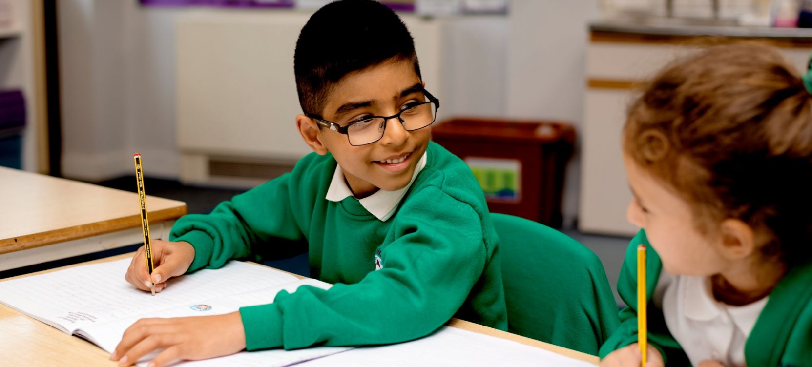 Slideshow Image {item_submission}